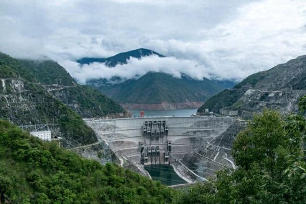 本地股票配资公司 水电三巨头, “稳”就一个字, 然后呢?